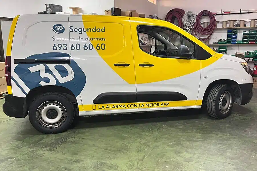 Ideas para rotular una furgoneta: Inspira tu negocio 7 Vinilo en furgoneta vista lateral